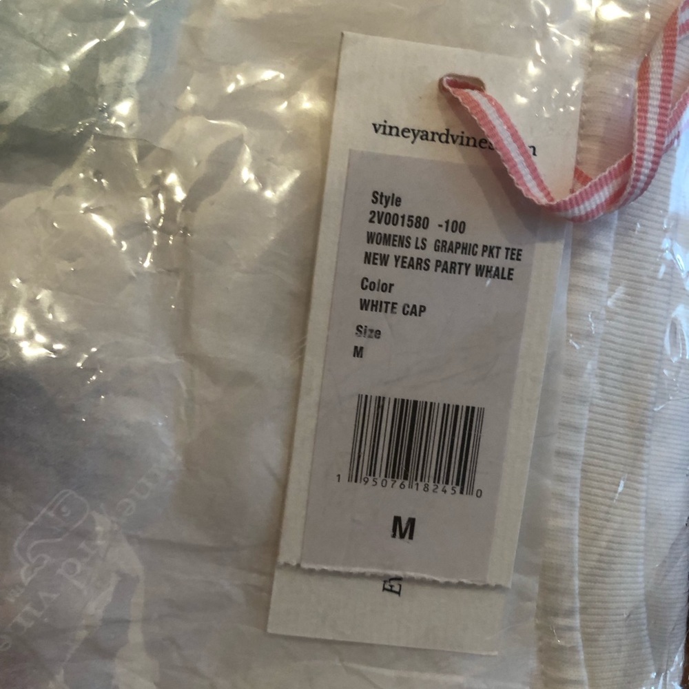 Vineyard Vines NWT New Years Long Sleeve - Picture 5 of 8